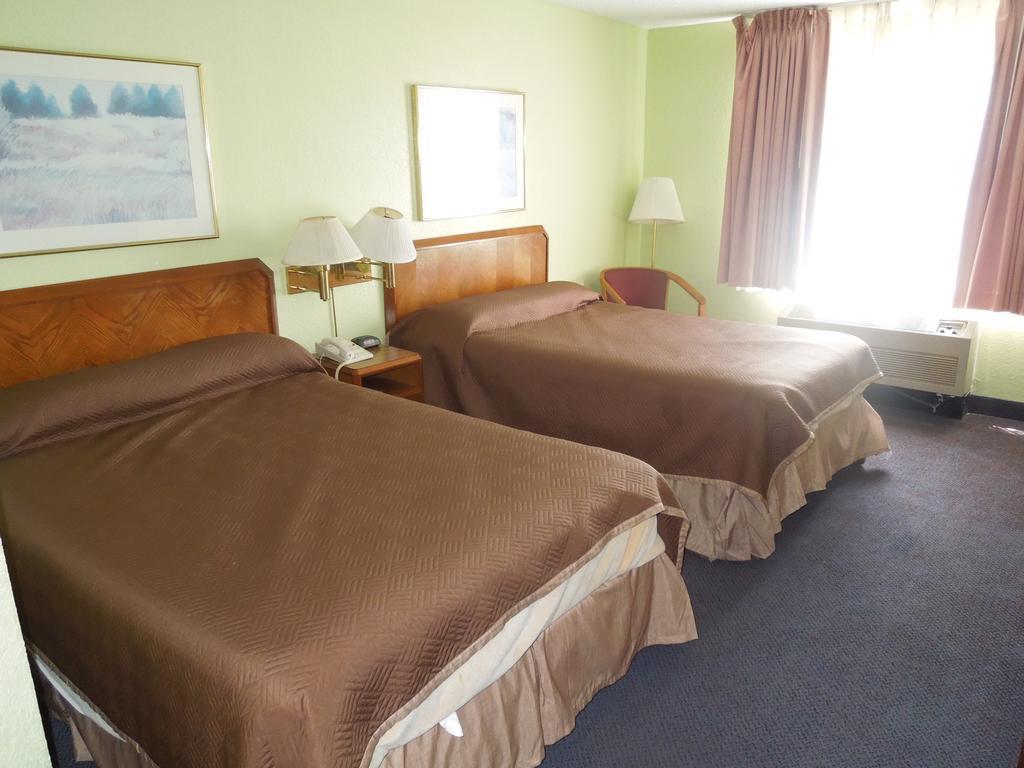 Travelodge - Cincinnati Шаронвилл Номер фото